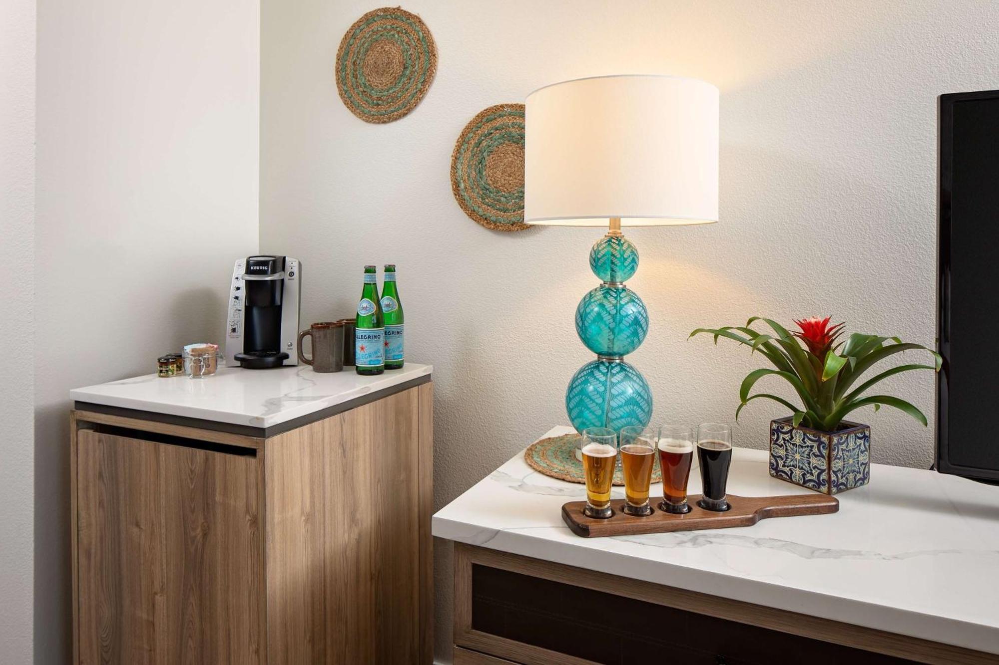 The Cassara Carlsbad, Tapestry Collection By Hilton Carlsbad